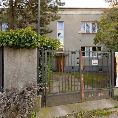 Budget-friendly Metro Wilanowska Mokotow By Renters Lejlighed *