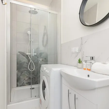 Appartement Budget-friendly Metro Wilanowska Mokotow By Renters Warschau