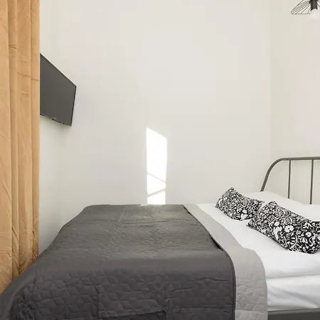 Budget-friendly Metro Wilanowska Mokotow By Renters Βαρσοβία